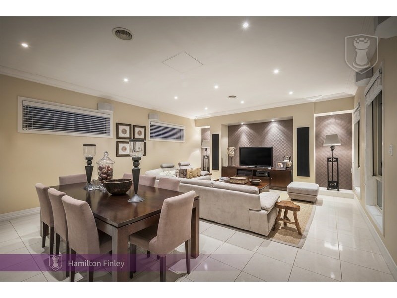 1 Harcourt Place, Lower Plenty VIC 3093