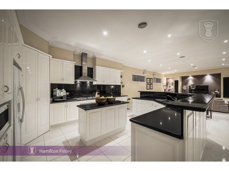 1 Harcourt Place, Lower Plenty VIC 3093