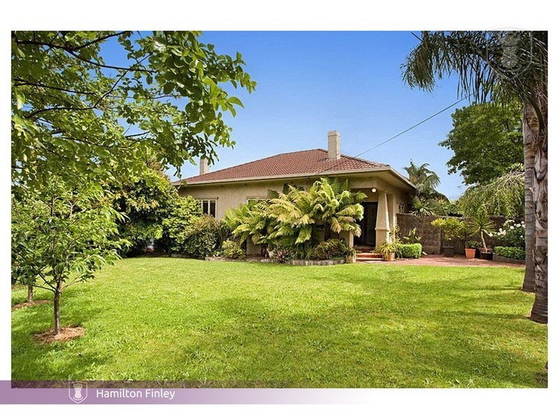 110 Warrigal Road, Camberwell VIC 3124