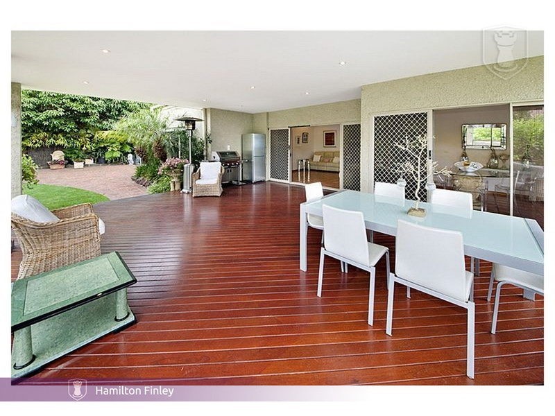 110 Warrigal Road, Camberwell VIC 3124