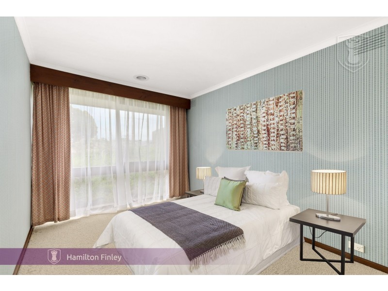 13 Clancys Lane, Doncaster VIC 3108