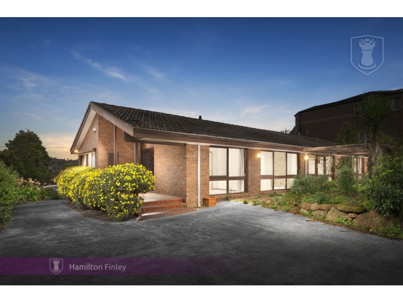 13 Clancys Lane, Doncaster VIC 3108