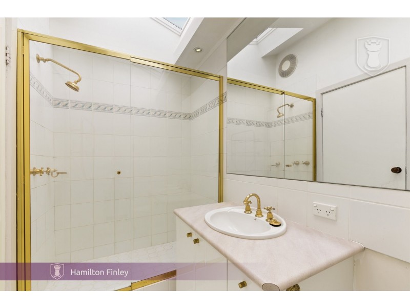 13 Clancys Lane, Doncaster VIC 3108