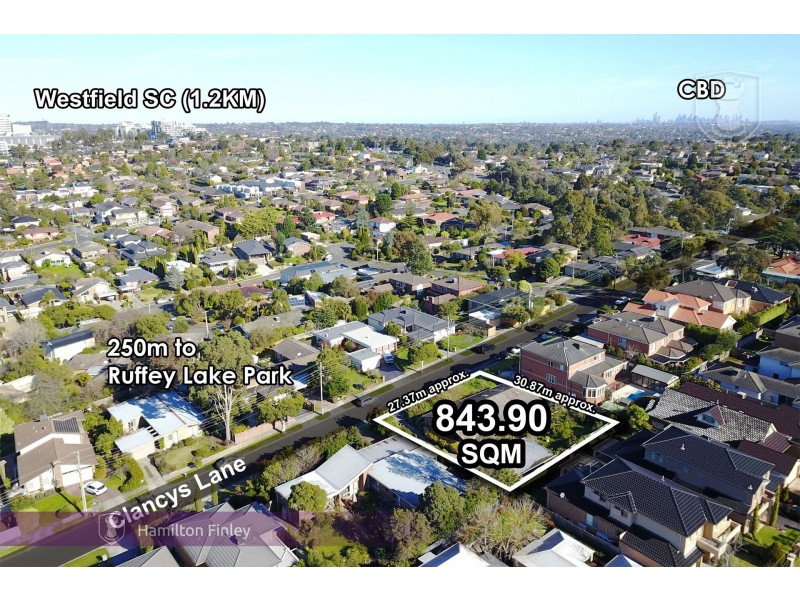 13 Clancys Lane, Doncaster VIC 3108