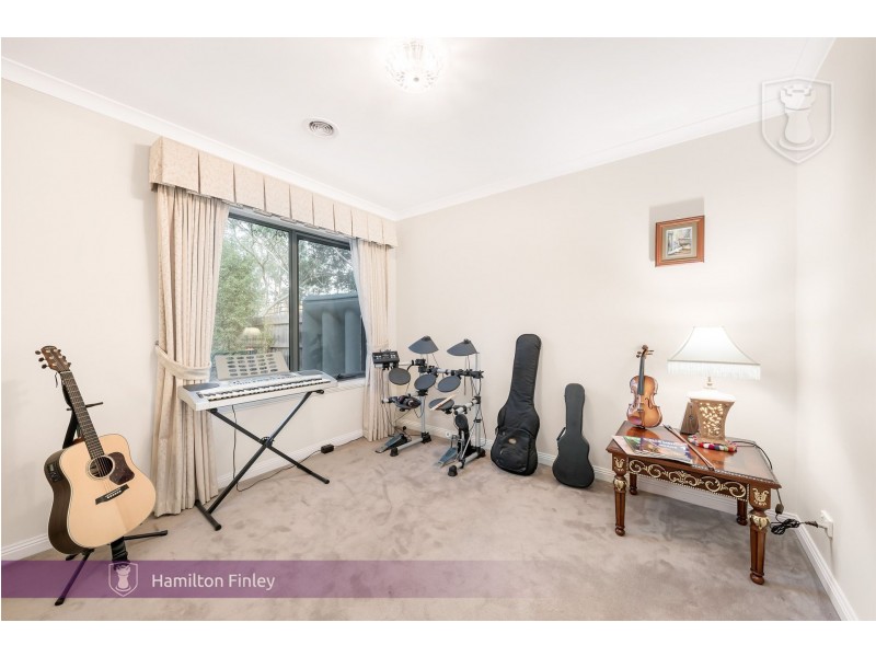 5 Nartanda Court, Doncaster East VIC 3109