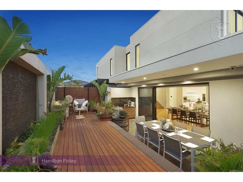 3 Morello Circle, Doncaster East VIC 3109