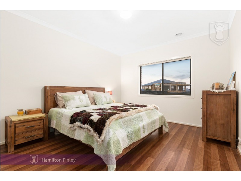 12 Ultimo Road, Craigieburn VIC 3064