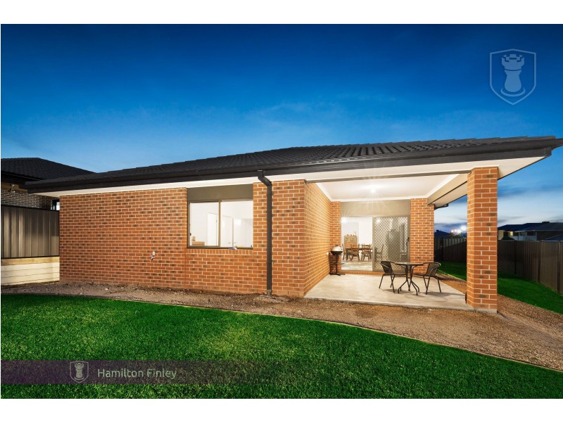 12 Ultimo Road, Craigieburn VIC 3064