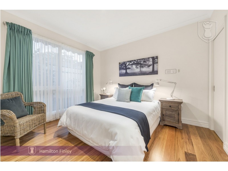 2/691 Riversdale Road, Camberwell VIC 3124
