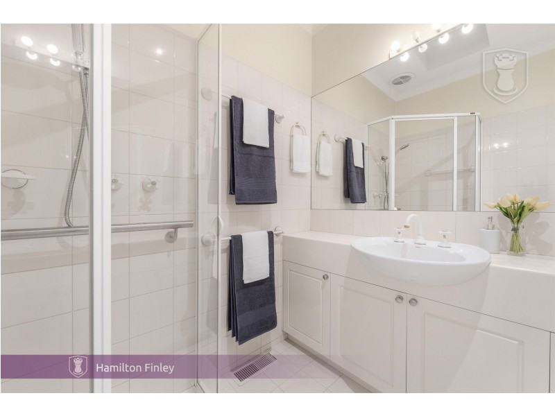 2/691 Riversdale Road, Camberwell VIC 3124