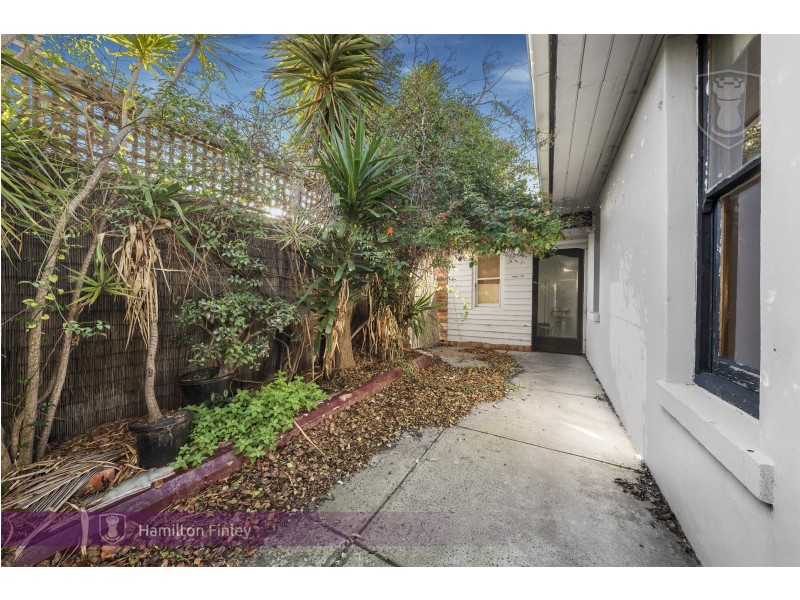 13 South Road, Brighton VIC 3186