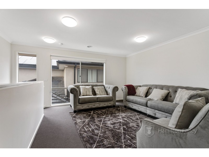 17 Newport Avenue, Williams Landing VIC 3027