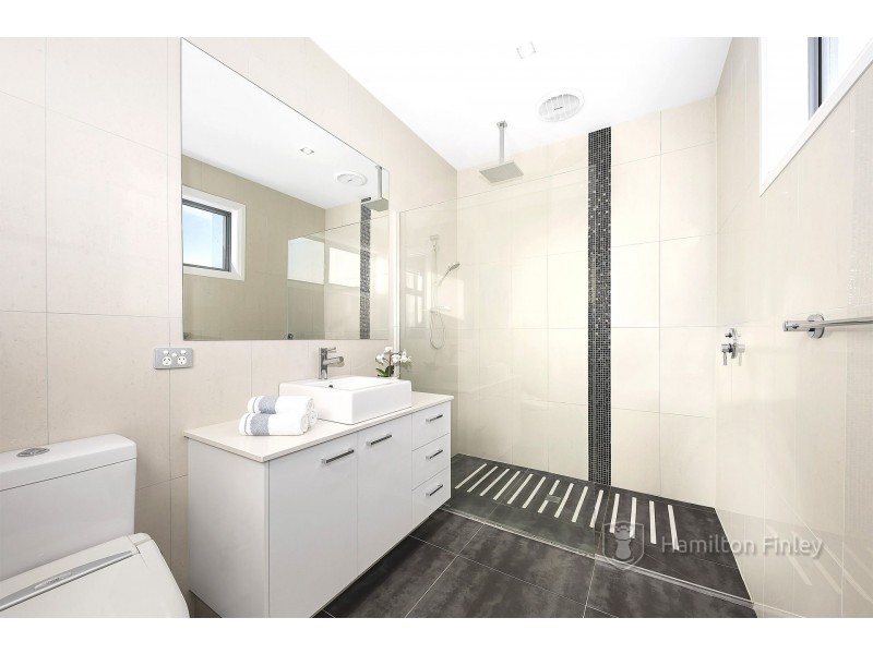 20 Royal Oak Court, Mulgrave VIC 3170