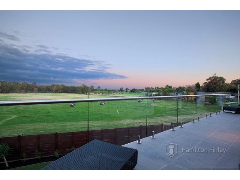 20 Royal Oak Court, Mulgrave VIC 3170