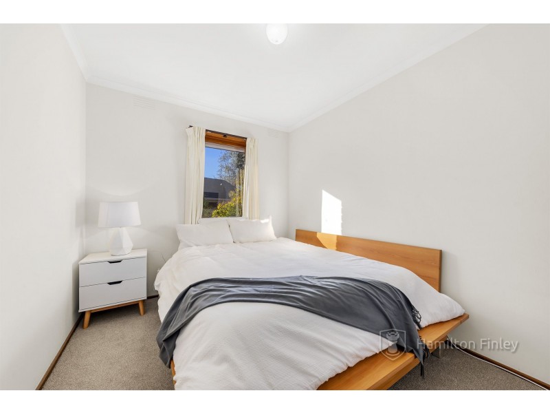 45 Long Valley Way, Doncaster East VIC 3109