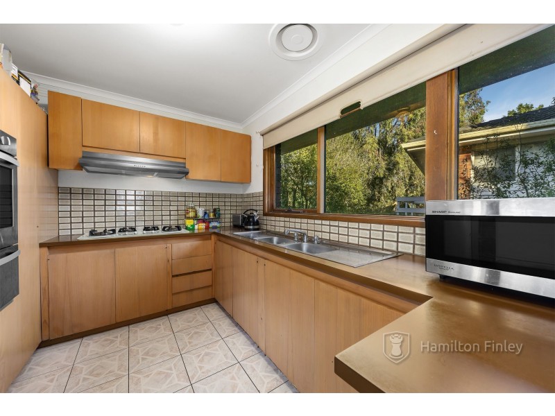 45 Long Valley Way, Doncaster East VIC 3109