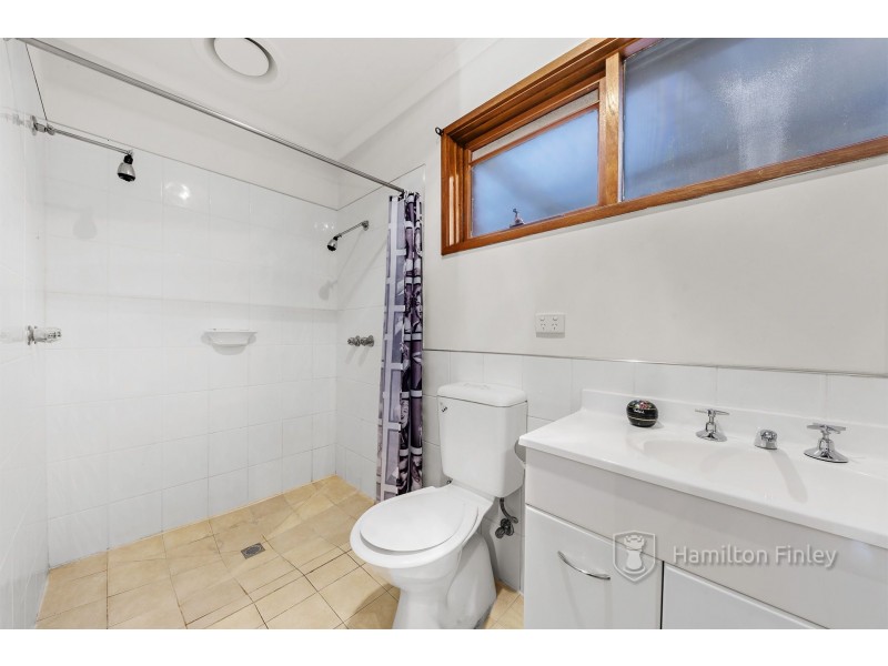 45 Long Valley Way, Doncaster East VIC 3109