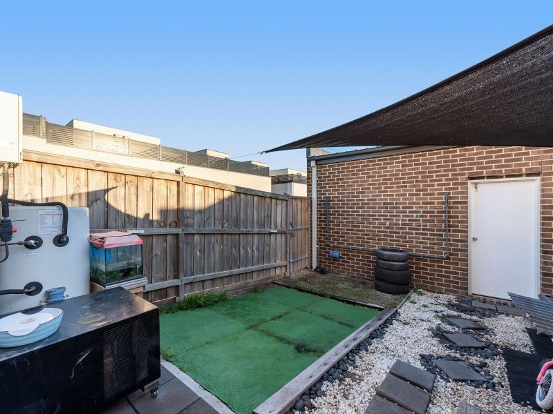2 Toombal Place, Craigieburn VIC 3064
