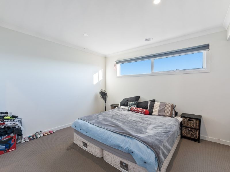 2 Toombal Place, Craigieburn VIC 3064