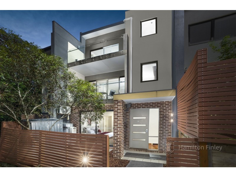 12/19 Hughes Street, Burwood VIC 3125