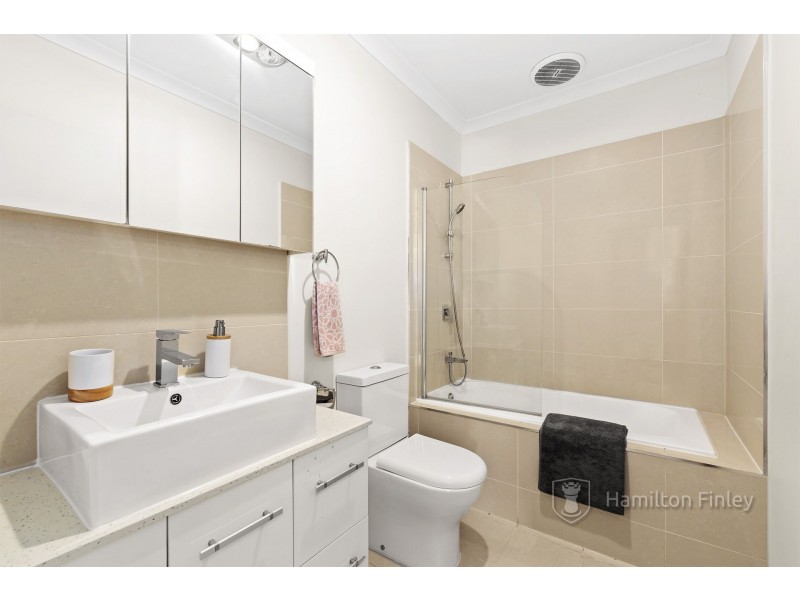 12/19 Hughes Street, Burwood VIC 3125