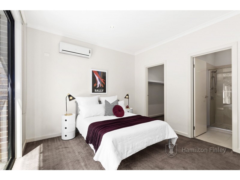 12/19 Hughes Street, Burwood VIC 3125