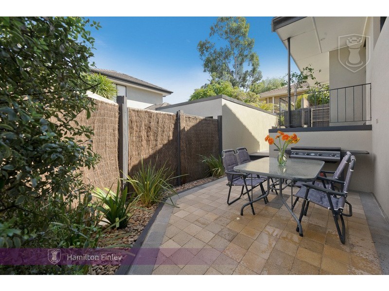 1/58 Tristania Street, Doncaster East VIC 3109