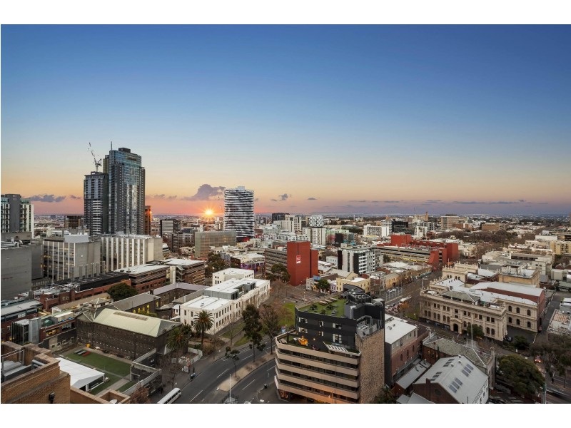 1702/68 La Trobe Street, Melbourne VIC 3000