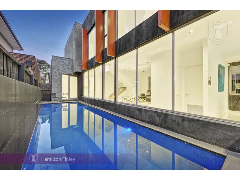 51 Woodhouse Grove, Box Hill North VIC 3129