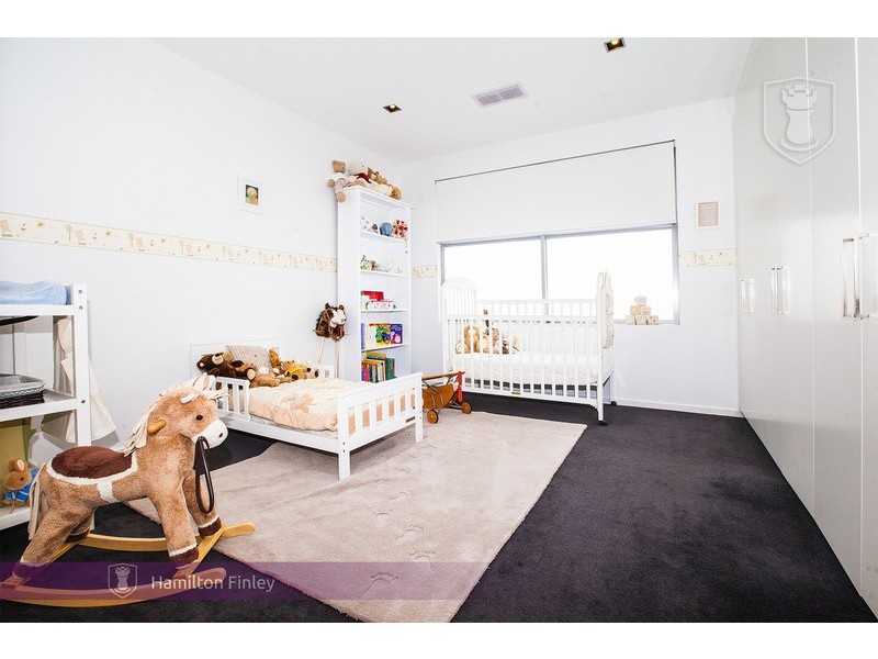 51 Woodhouse Grove, Box Hill North VIC 3129