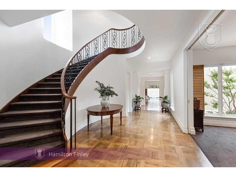 39 Anderson St, Malvern East VIC 3145