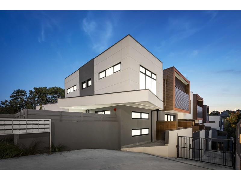 1/69 Tram Road, Doncaster VIC 3108