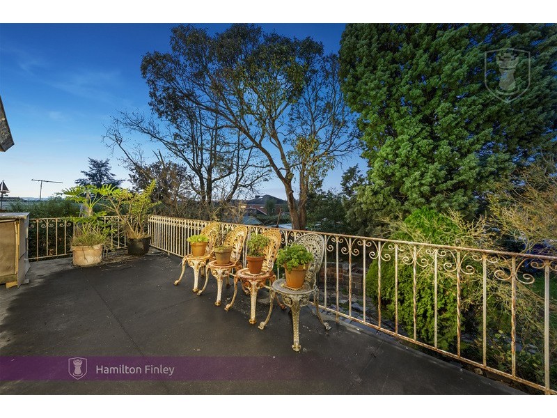 113 Mountain View Road, Balwyn North VIC 3104