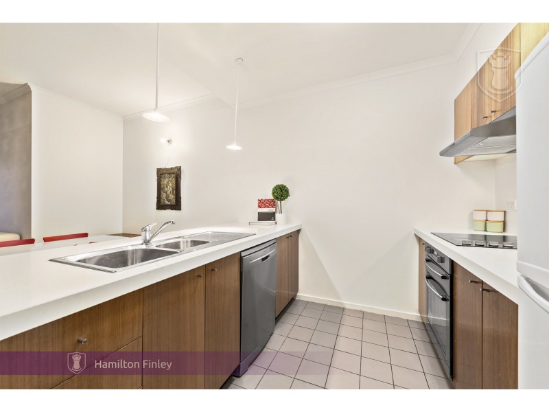 Unit 2/110 Dodds Steet, Southbank VIC 3006