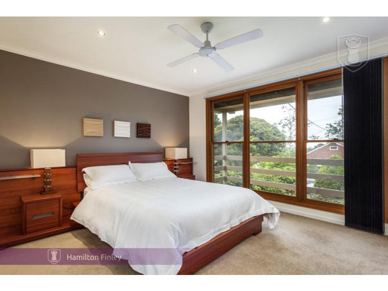 20 Gilmore Road, Doncaster VIC 3108