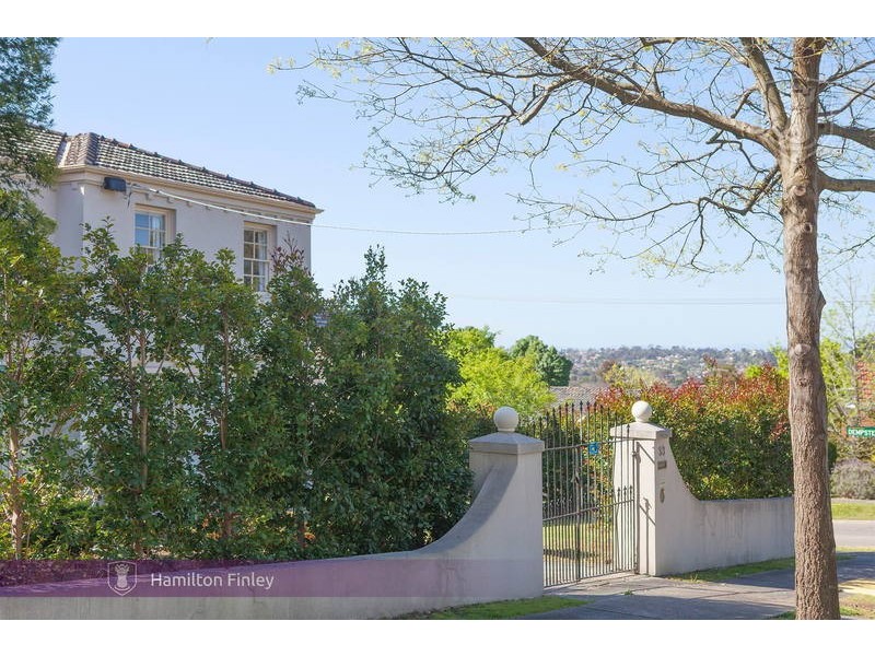 33 Chelmsford Street, Balwyn North VIC 3104