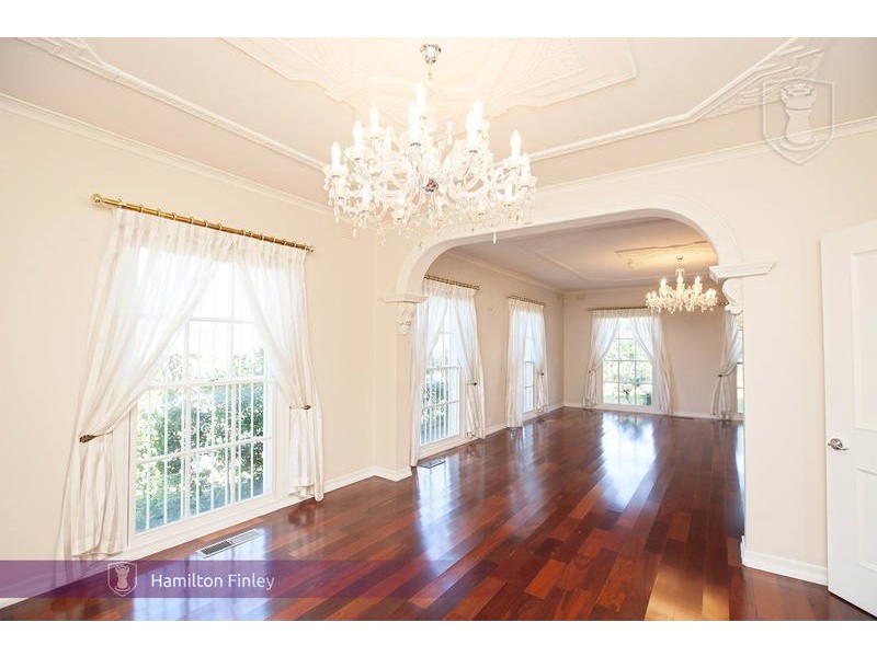 33 Chelmsford Street, Balwyn North VIC 3104