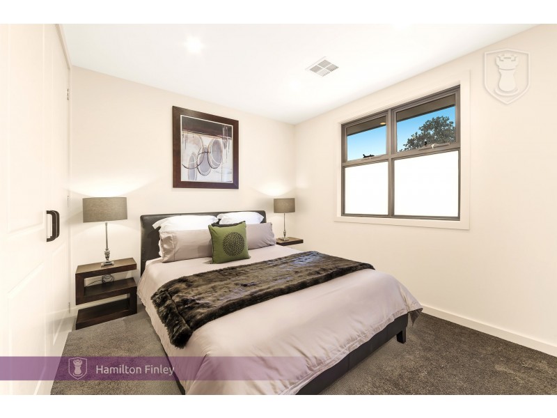 2/14 Beaver Street, Box Hill South VIC 3128