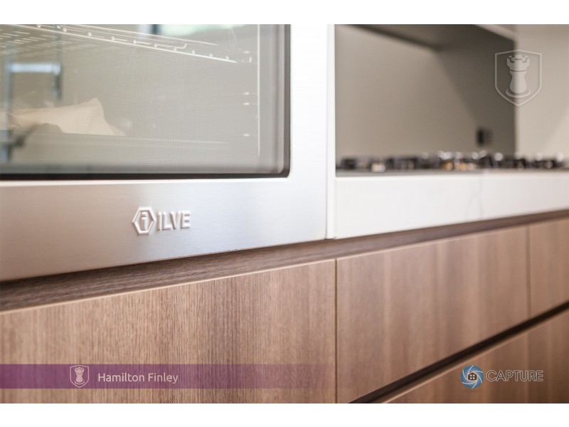 2/14 Beaver Street, Box Hill South VIC 3128