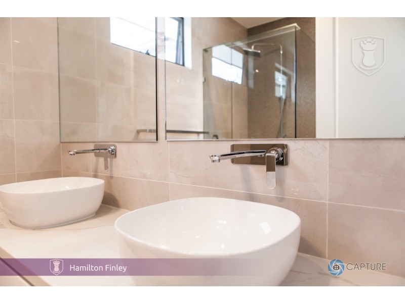 2/14 Beaver Street, Box Hill South VIC 3128