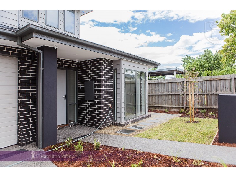 9 Peace Street, Box Hill South VIC 3128