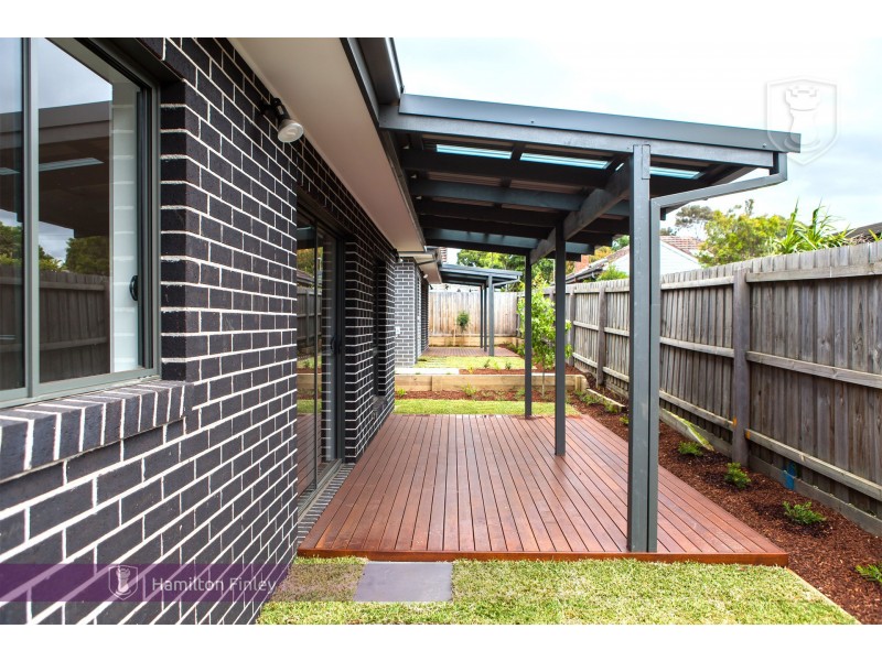 9 Peace Street, Box Hill South VIC 3128