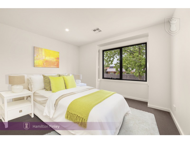 11 Peace Street, Box Hill South VIC 3128