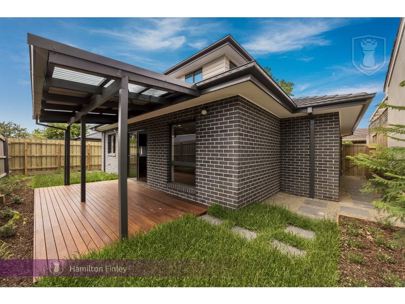 11 Peace Street, Box Hill South VIC 3128