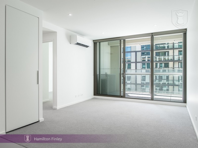 704E/888 Collins Street, Docklands VIC 3008