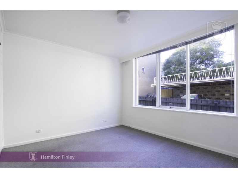 1/31 Avoca Avenue, Elwood VIC 3184