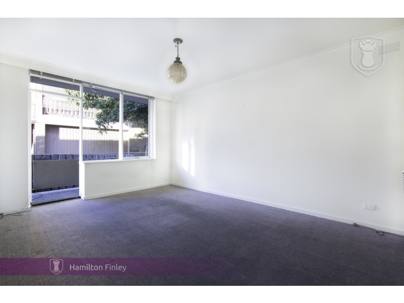 1/31 Avoca Avenue, Elwood VIC 3184