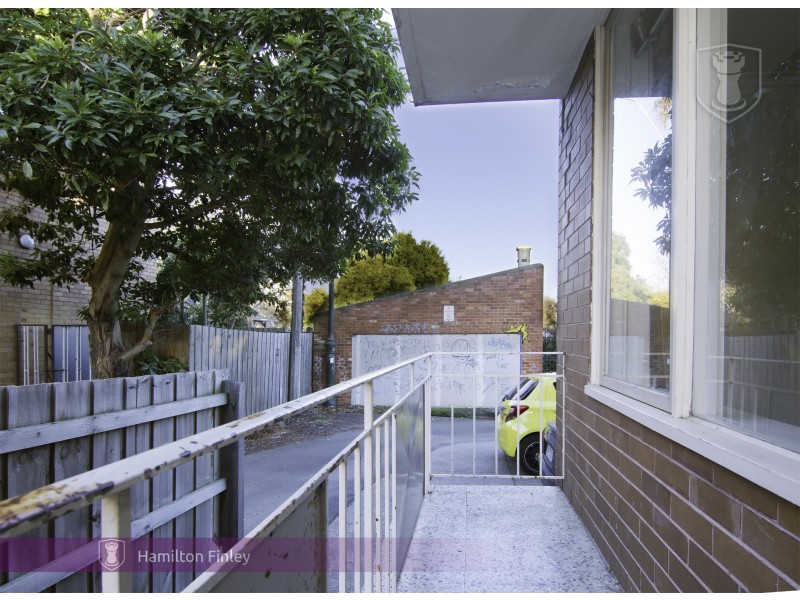 1/31 Avoca Avenue, Elwood VIC 3184