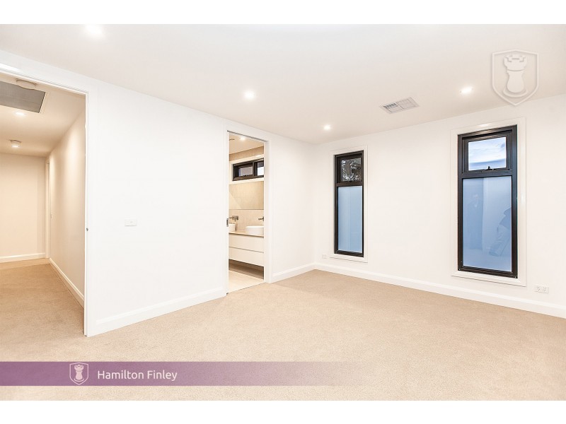 2/4 Morris Street, Balwyn North VIC 3104