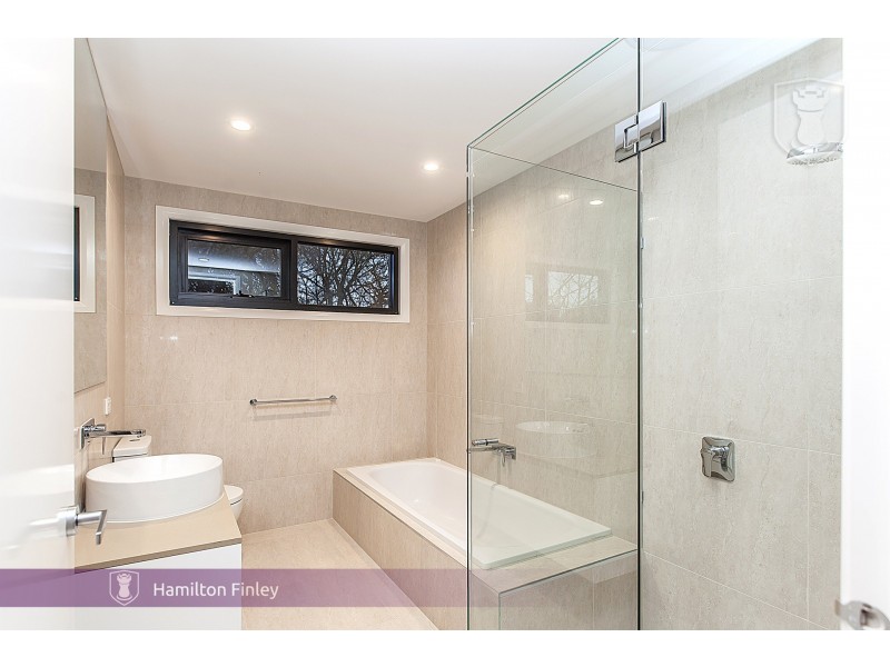 2/4 Morris Street, Balwyn North VIC 3104